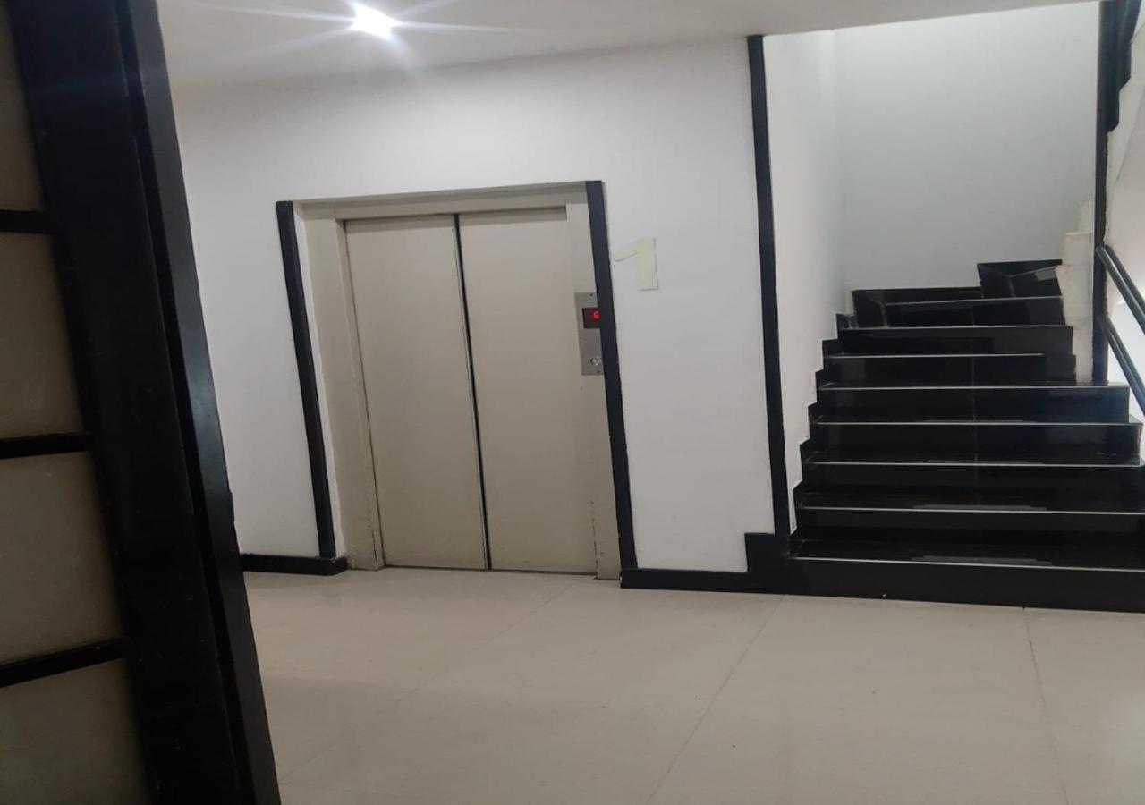 Tower - Embajada Americana Hotell Bogotá Eksteriør bilde